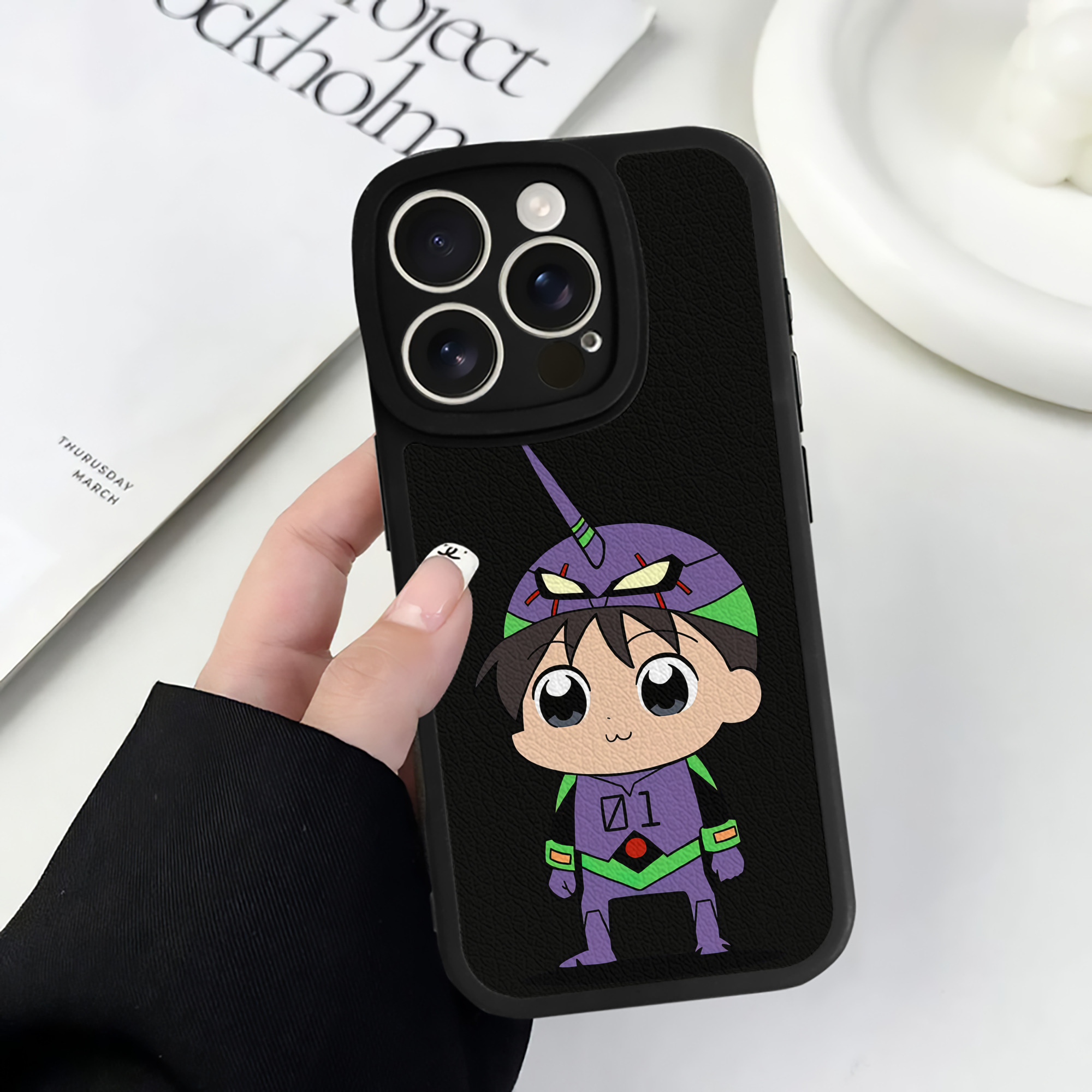 （画像用） EVA 新世紀エヴァンゲリオン 【iPhone 16シリーズ対応】シリコンスマホケース（レザー調） 材質：シリコン